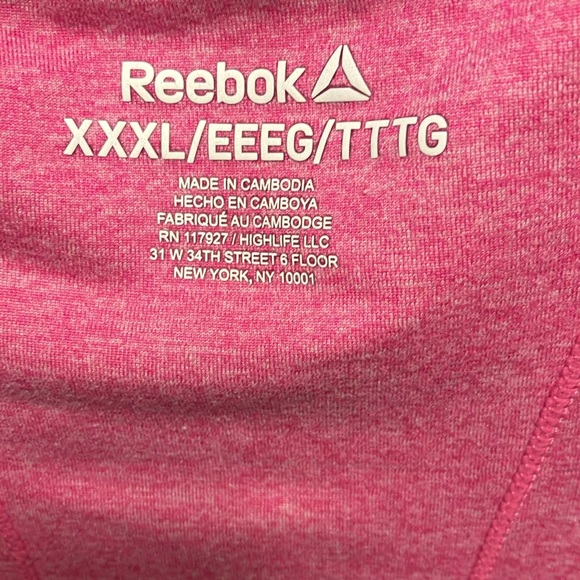 Gently worn Pink Reebok short and top set. - Picture 7 of 8
